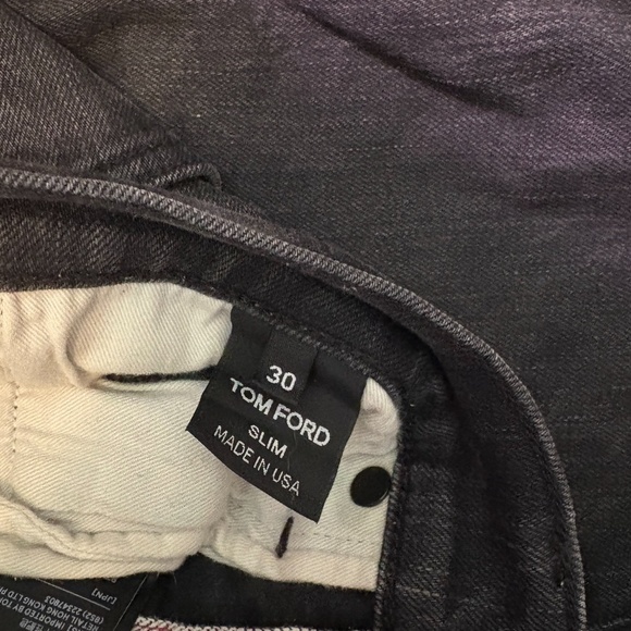 TOM FORD Slim Black Ankle Jeans W/Raw Hem - 4 (3 hidden) Buttons - Picture 5 of 10